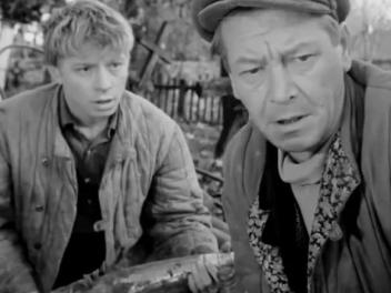 "ЧЕРЕЗ КЛАДБИЩЕ" (1964)