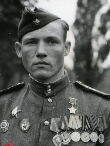 Михаил Егоров