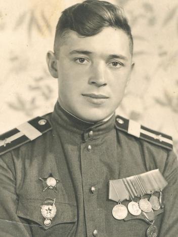 Евгений Лященко