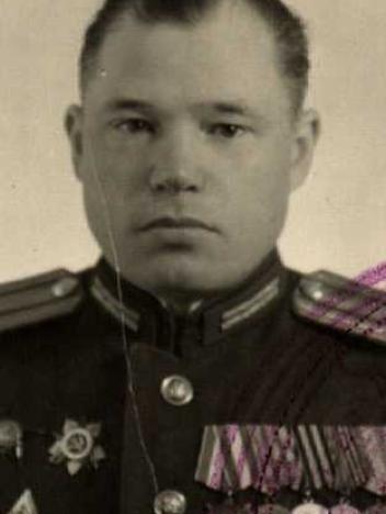 Михаил Бондарь