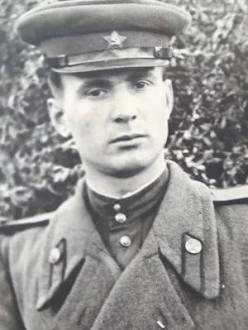 Михаил Долженко