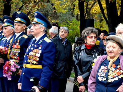 ВАСИЛИЙ ЛАНОВОЙ ПОЗДРАВИЛ ЖИТЕЛЕЙ УКРАИНЫ С 75-ЛЕТИЕМ ОСВОБОЖДЕНИЯ ОТ НАЦИСТОВ