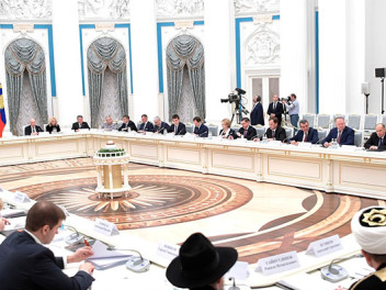 «Наш ответ на ложь – это правда»: в Москве прошло заседание российского оргкомитета «Победа»