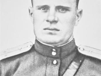 #знаменосецпобеды Алексей Берест