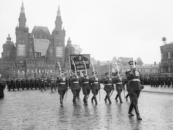 Историческому Параду Победы — 75 лет!