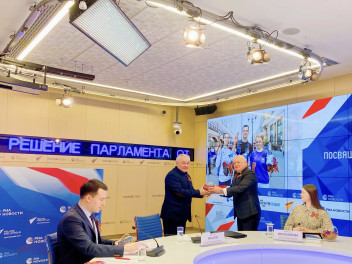 В МИА «Россия сегодня» дали старт акции «Георгиевская ленточка-2021»