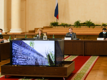 В Смоленске планируют создать второе панно «Бессмертный полк»