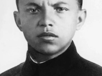 Подвиг Матросова совершил Мухамедьянов