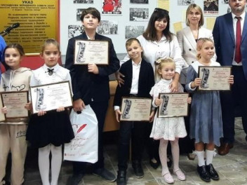 Победителей конкурса "Пробуждая сердца" наградили в Севастополе
