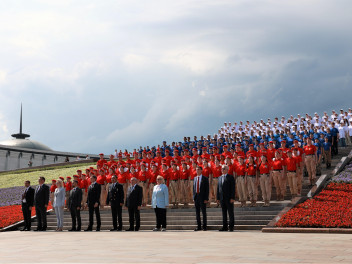 Бессмертный полк России на праздничной акции