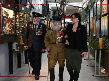 Презентация выставки «Украинский фронт»