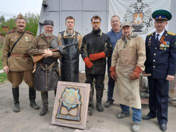 Однополчане из Рязани отлили орден «Победа» из гильз, найденных на полях сражений