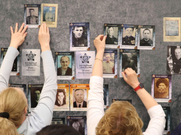 Фотографии героев украсят Стены памяти по всей стране