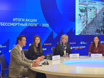 В едином строю Бессмертного полка на шествии, в онлайне и других форматах
