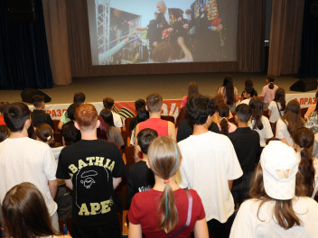 Память будет жить вместе со следующим поколениями