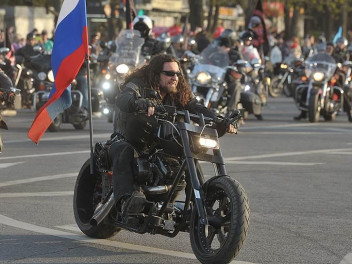 ОТ БРЕСТА ДО САХАЛИНА!