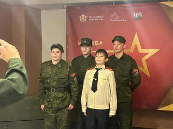 Встреча с героем прошла в штабе московских однополчан