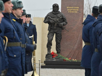 В регионах прошел комплекс памятных и просветительских мероприятий, посвященных Дню Неизвестного солдата