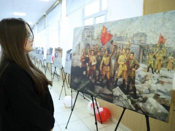 Выставка «Освободители Европы» открылась в Колледже МИД