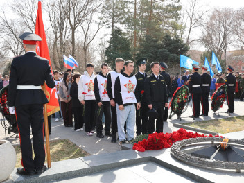 Пока мы помним общий подвиг – мы едины