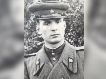 ЗНАМЕНОСЦЫ ПОБЕДЫ. Михаил Долженко