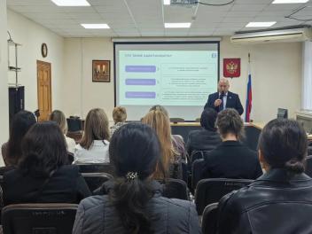 Новый этап просветительских встреч стартовал на Сахалине
