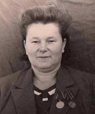 Васина (Казакова) Нина Савельевна