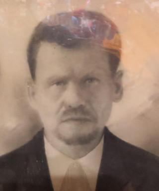 Петриков Антон Васильевич