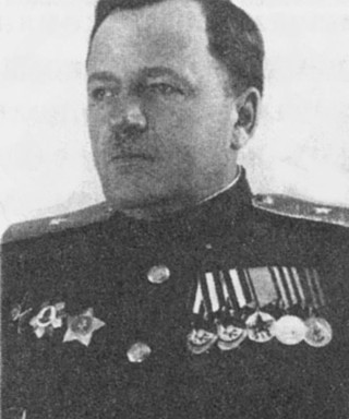 Артамонов Иван Иванович