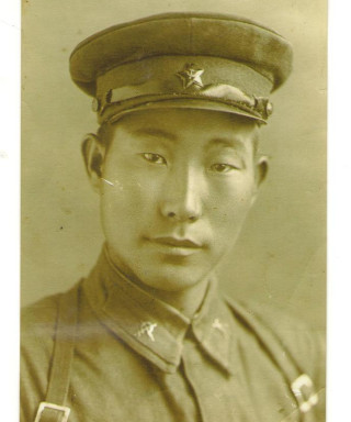 Эрдниев Александр Наранович