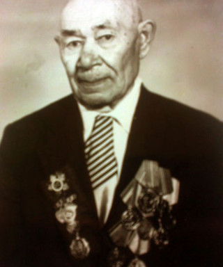 Абдрашитов Аюп Адельмурзович