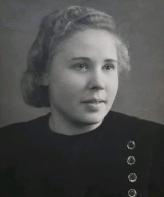 Хвостенко (Решетова) Юлия Евгеньевна