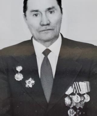 Алымов Александр Никитович