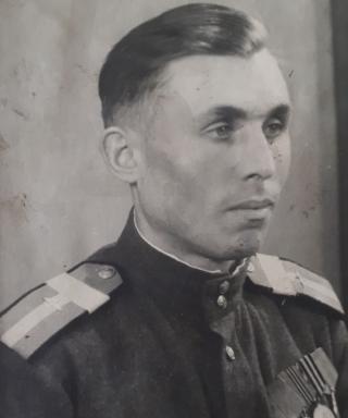 Белушков Алексей Григорьевич