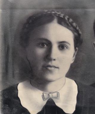 Калашникова (Борисовская) Анна Стефановна
