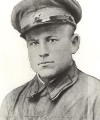 Комаров Иван Иванович