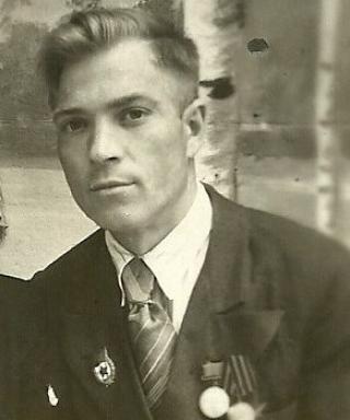 Комаров Иван Иванович