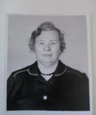 Долгова (Гугарькова) Галина Николаевна