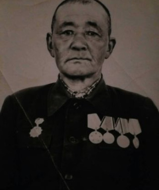 Абдымомунов Мукамбет Абдымомунович