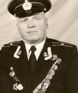 Кузьменков Василий Лукич