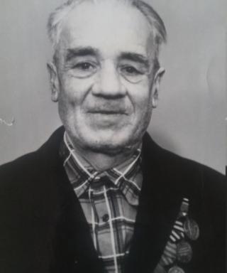 Леонов Иван Фролович
