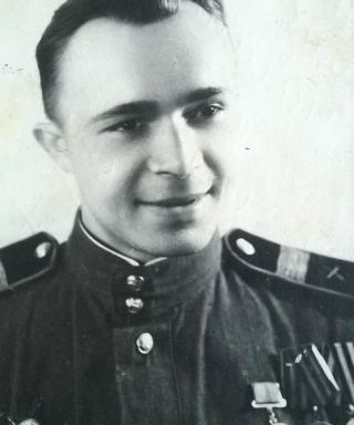 Ипатов Леонид Геннадьевич