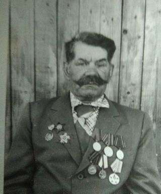 Латышев Виктор Иванович