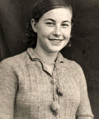 Петровская (Садовникова) Анна Семеновна