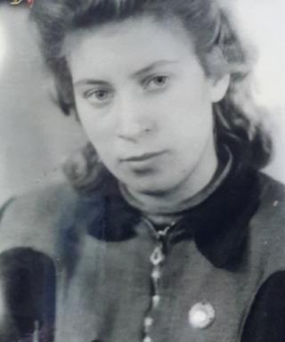 Безъязычная Александрина Эдуардовна