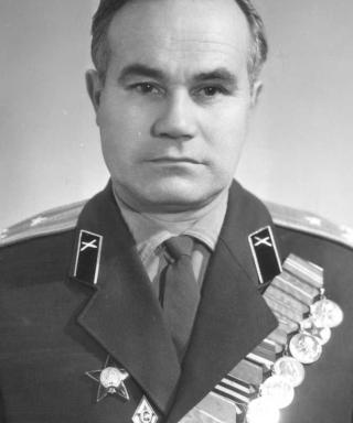Дведенидов Леонид Федорович