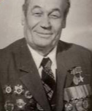 Дёгтев Петр Максимович