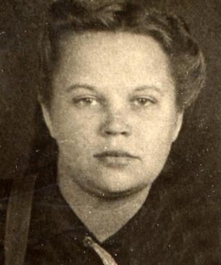 Хмелевская  (Янковская) Нина Николаевна