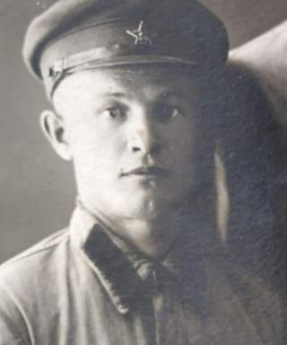 Кузнецов Василий Яковлевич