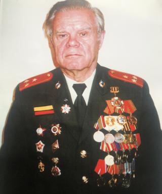 Михнев Егор Иванович